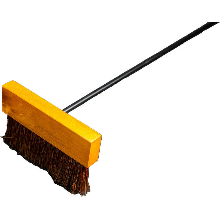 Outdoor Magic 750mm Pizza Oven Brush